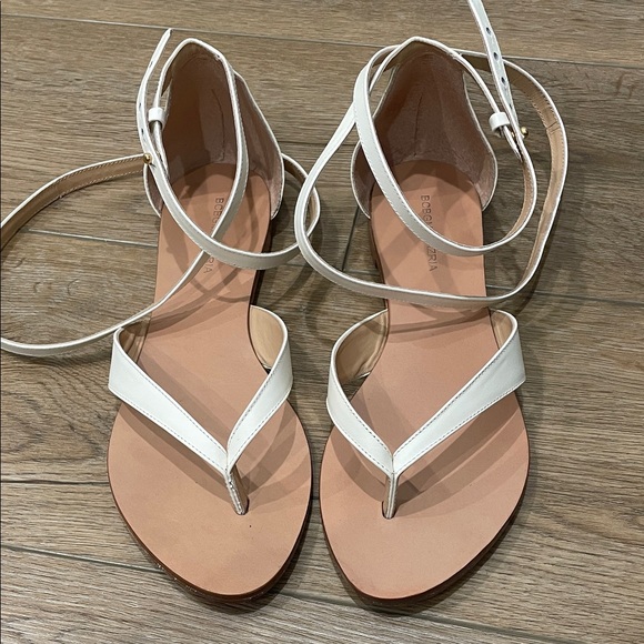 BCBG Maxazria Cream Strappy Sandals. Straps wrap around ankle. Size 8 1/2. - Picture 1 of 4